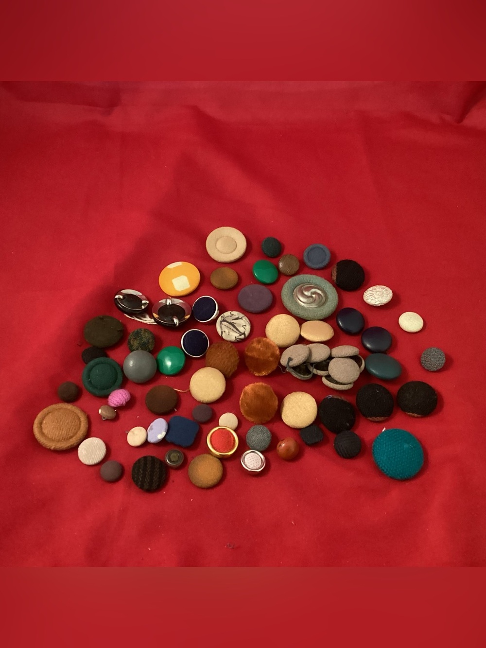 130 grams of Assorted textile Covered Buttons - Multicolor